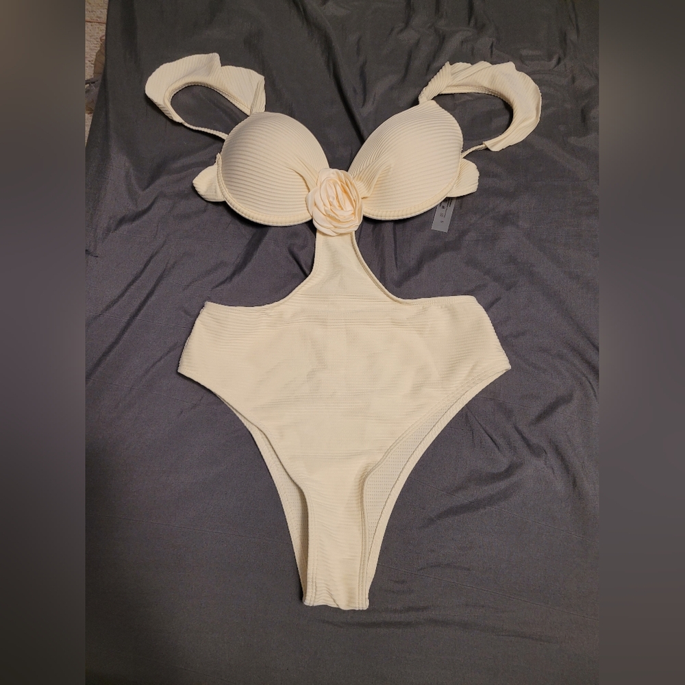 NWOT Swim suit sale!